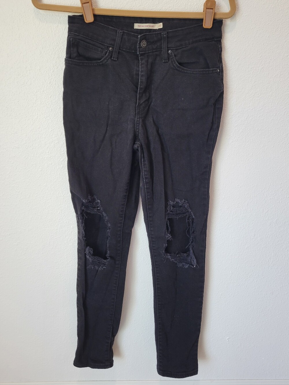 Levi’s‎ Waterless Womens 27 Black Distressed High Rise Skinny Jeans Grunge